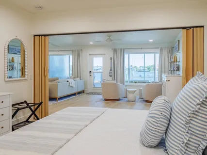 $917,000 | 454 63rd Street, Holmes Beach, FL 34217