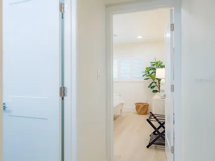 $917,000 | 454 63rd Street, Holmes Beach, FL 34217