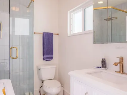 $917,000 | 454 63rd Street, Holmes Beach, FL 34217