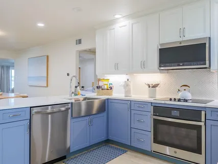 $917,000 | 454 63rd Street, Holmes Beach, FL 34217