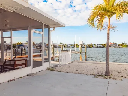 $917,000 | 454 63rd Street, Holmes Beach, FL 34217