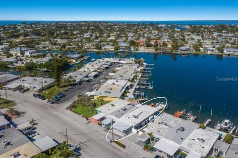 $917,000 | 454 63rd Street, Holmes Beach, FL 34217