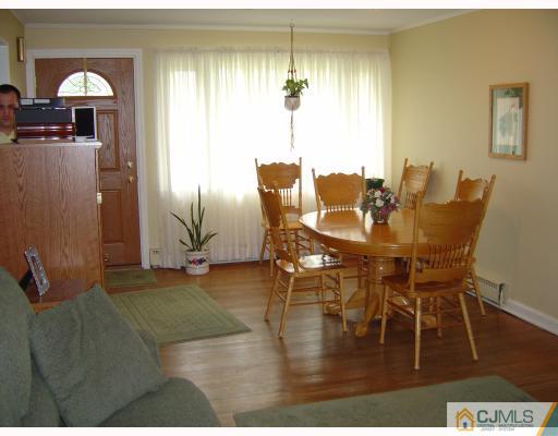 35 South Hill Road Colonia, NJ 07067 - Photo 2 of 10