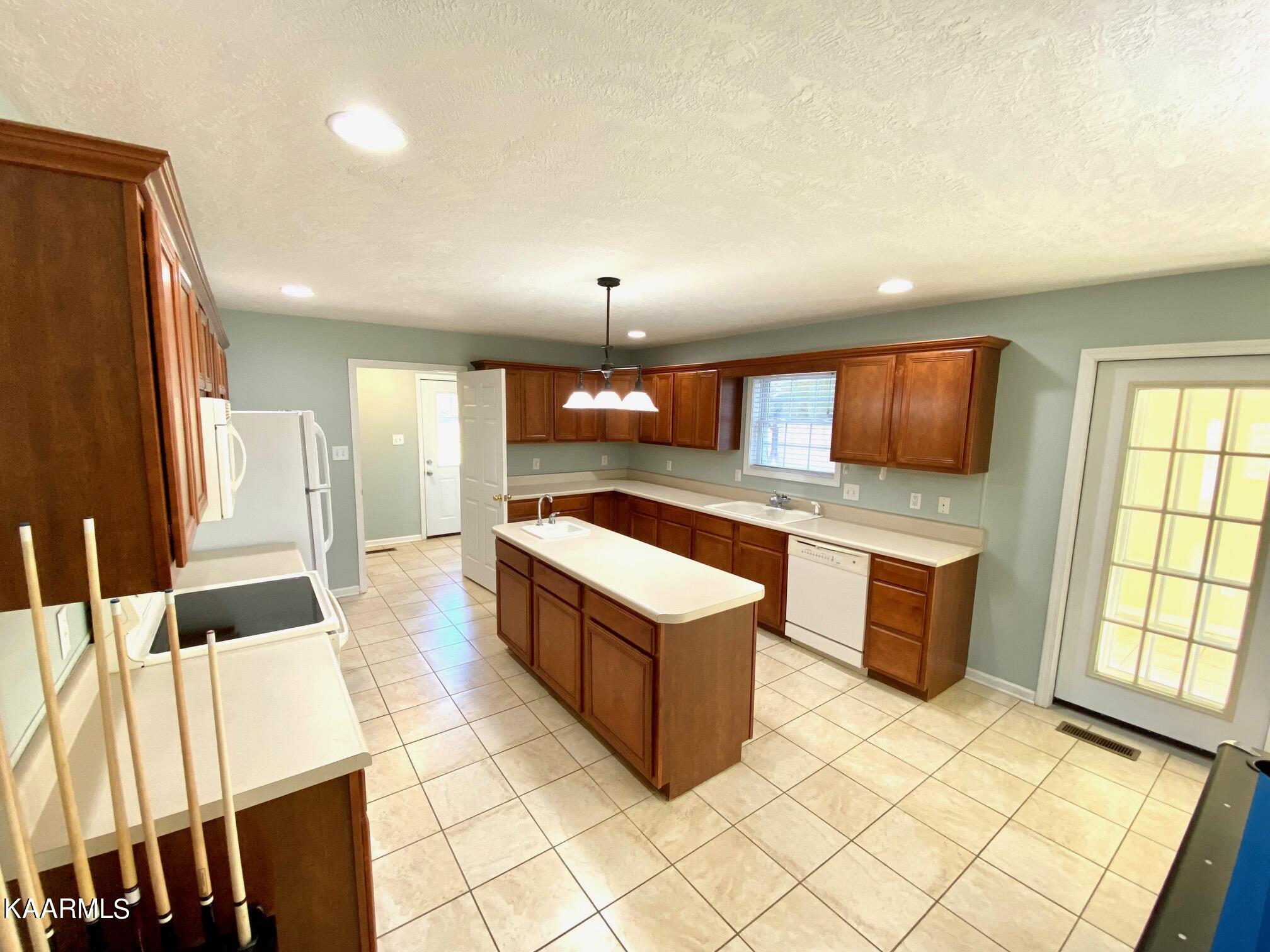 178 Cottonwood Meadow Road Powell, TN 37849 - Photo 14 of 21 Kitchen