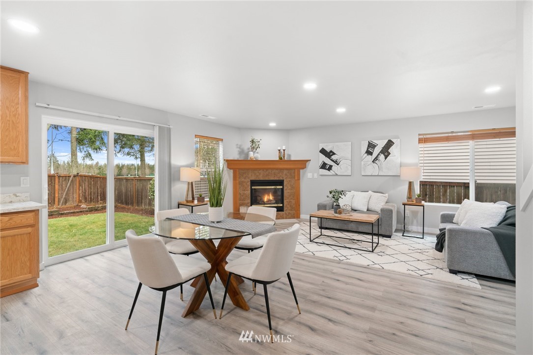 18103 168th Way Southeast Renton, WA 98058 - Photo 6 of 34 Gallery Image 6