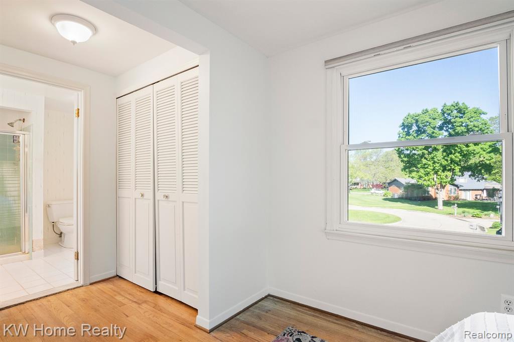 29952 Fox Grove Road Farmington Hills, MI 48334 - Photo 32 of 53 Gallery Image 32