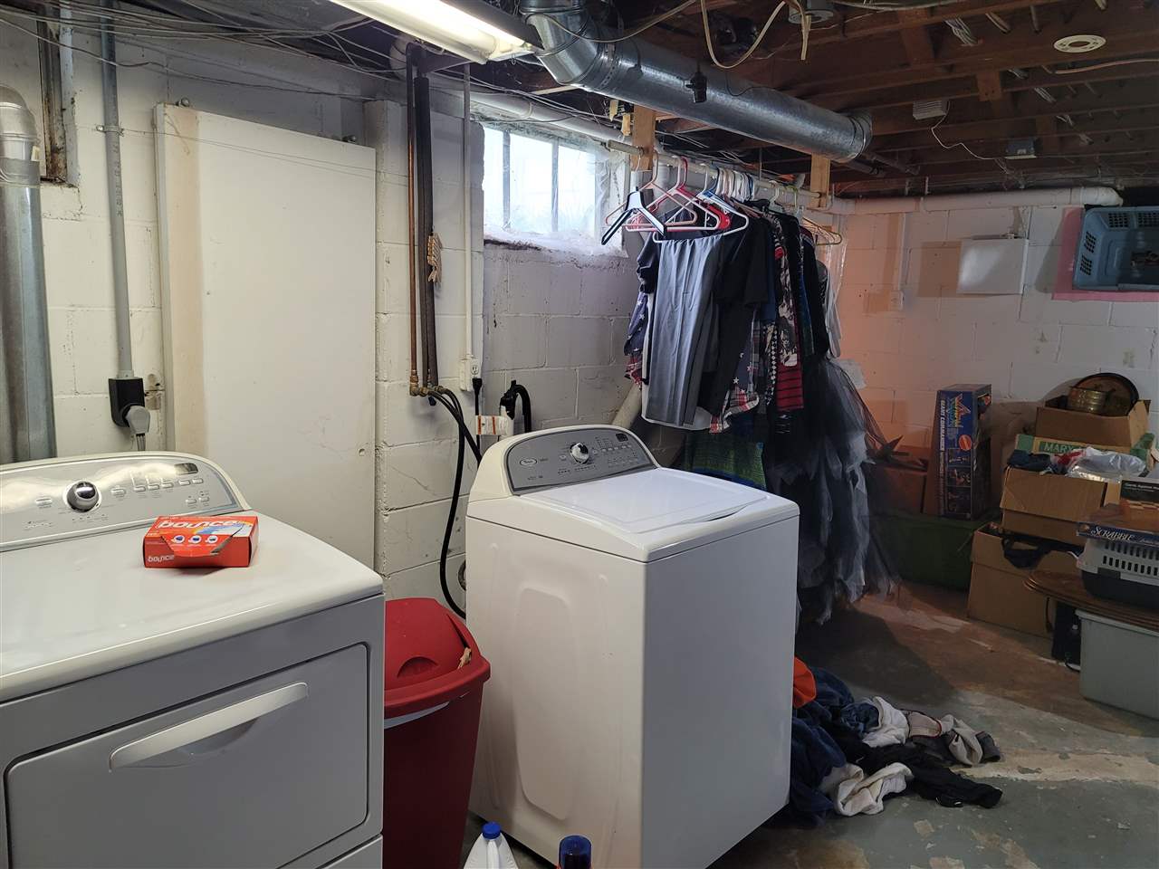 416 South State Road Davison, MI 48423 - Photo 17 of 23 Basement Laundry