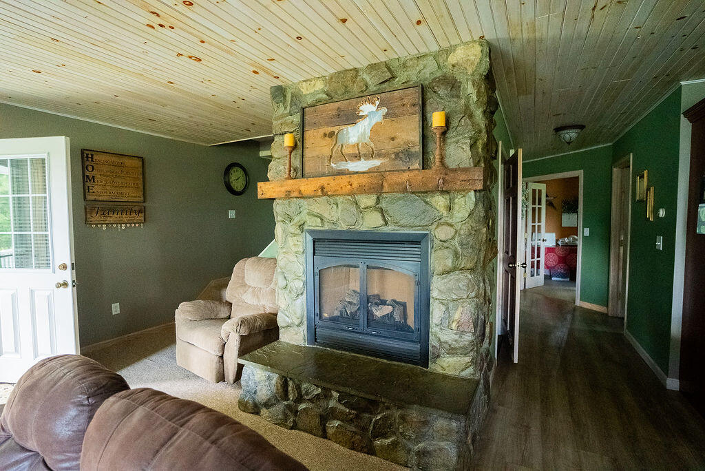 32 Perry Lane Carmel, ME 04419 - Photo 12 of 33 DSC02474-HDR