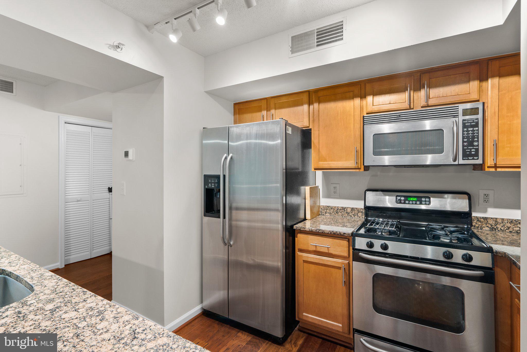 7923 Eastern Avenue Northwest, Unit 406 Silver Spring, MD 20910 - Photo 12 of 25