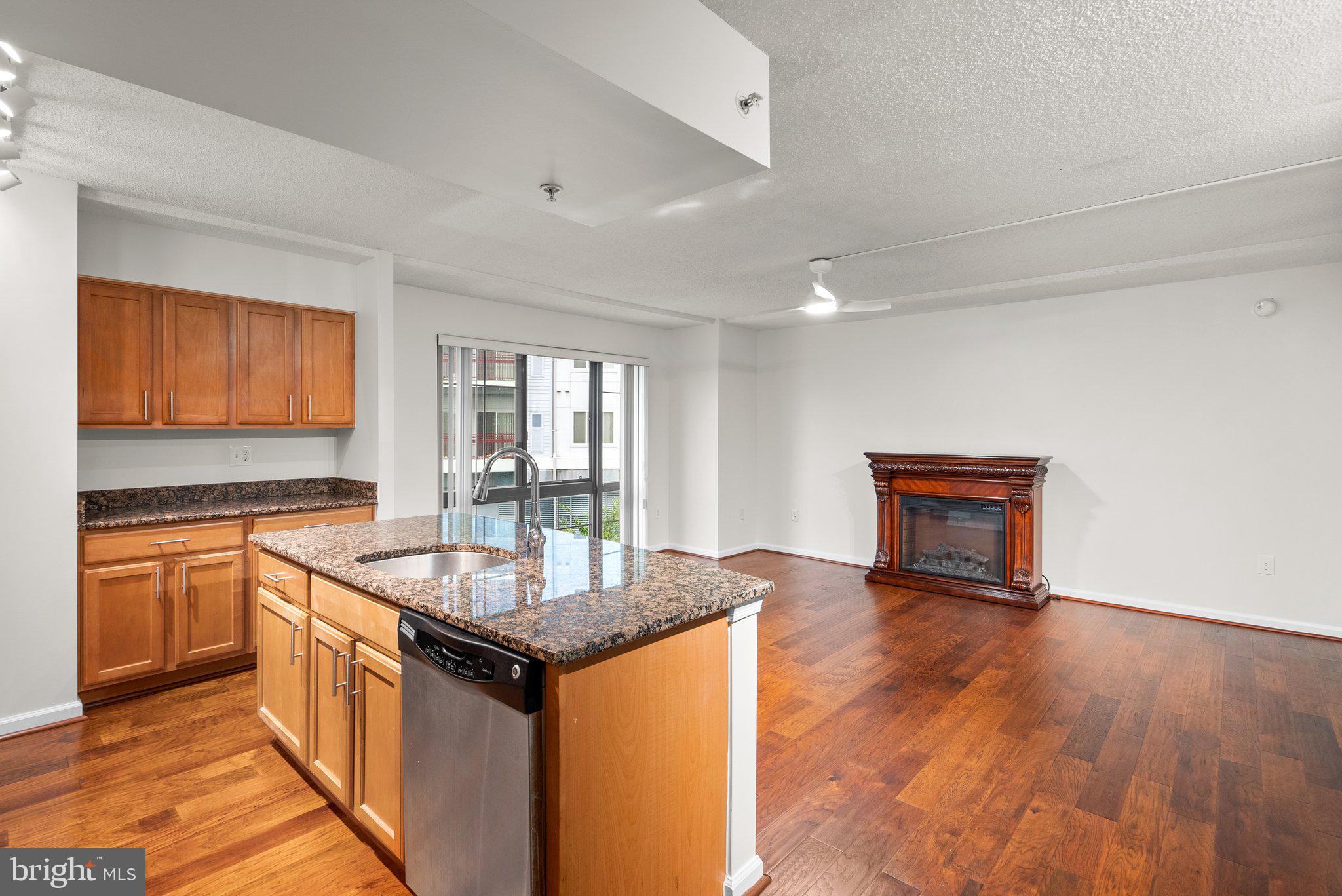 7923 Eastern Avenue Northwest, Unit 406 Silver Spring, MD 20910 - Photo 13 of 25