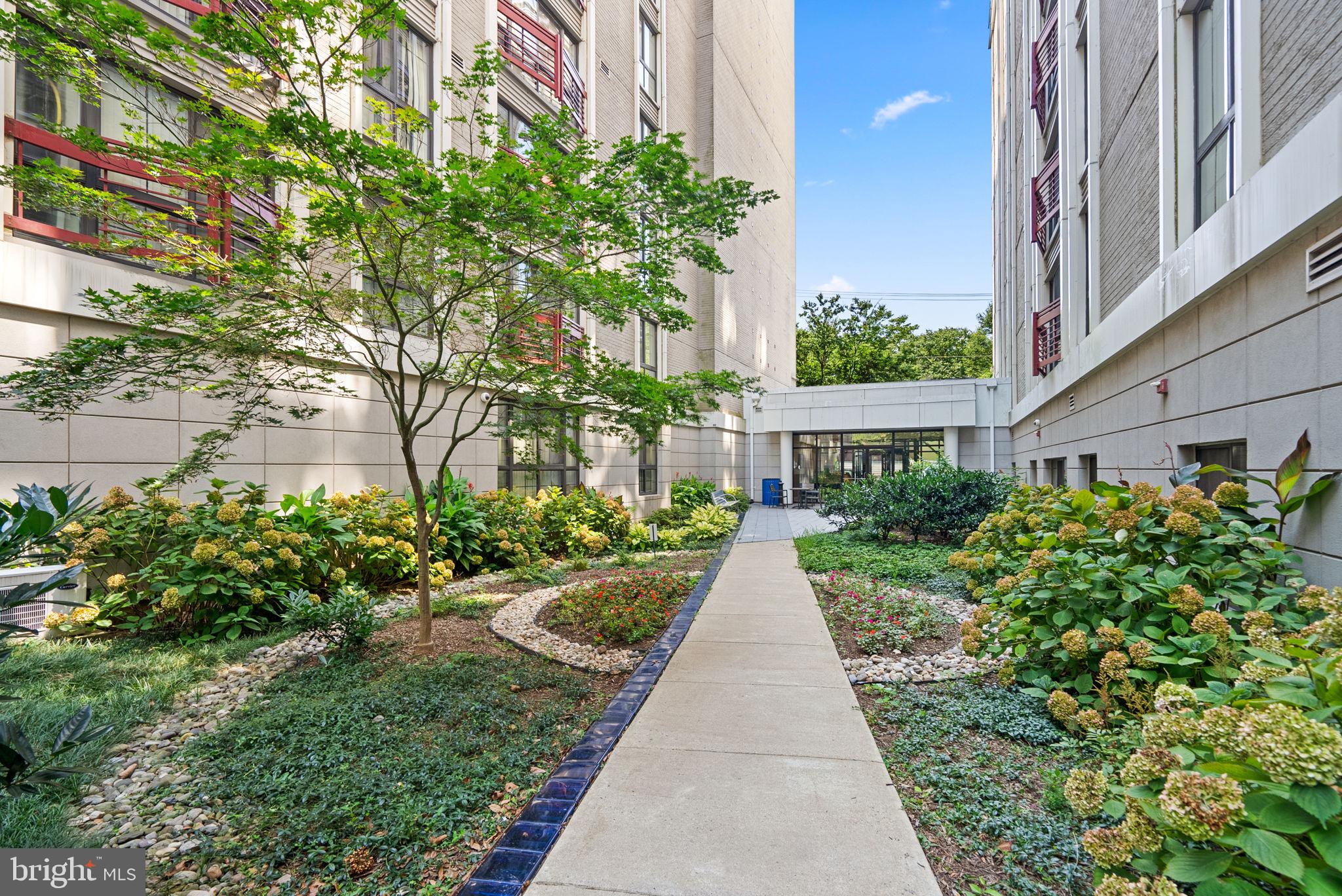 7923 Eastern Avenue Northwest, Unit 406 Silver Spring, MD 20910 - Photo 24 of 25