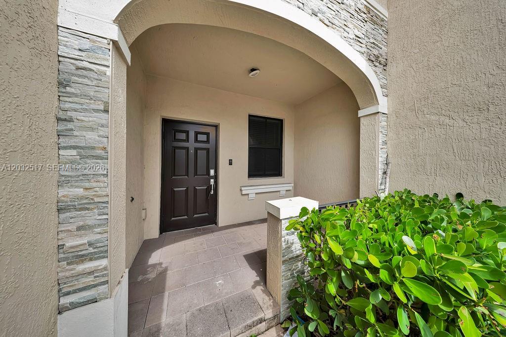 23130 Southwest 127th Court Miami, FL 33170 - Photo 2 of 19