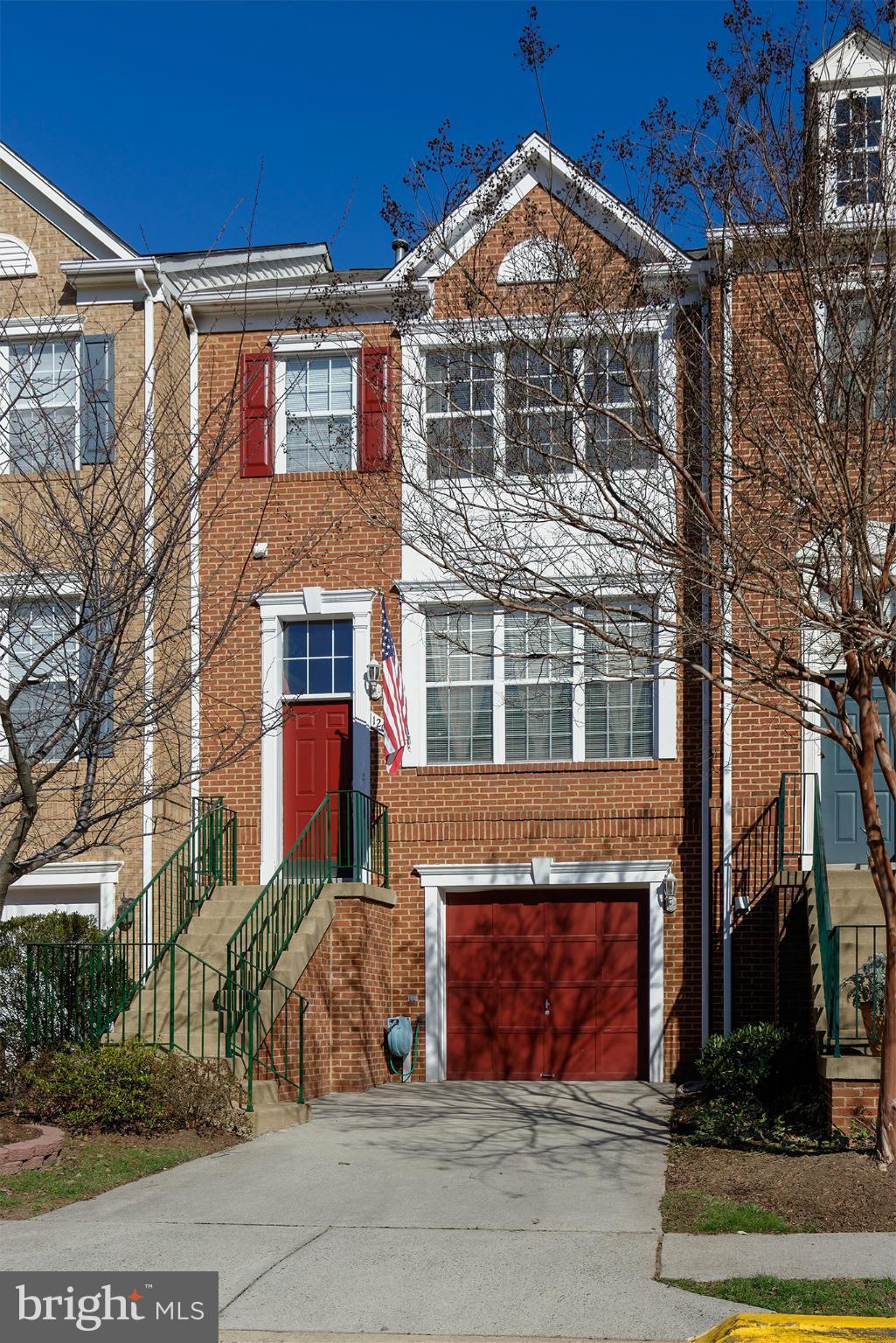 12008 Edgemere Circle Reston, VA 20190 - Photo 1 of 23 Exterior (Front)