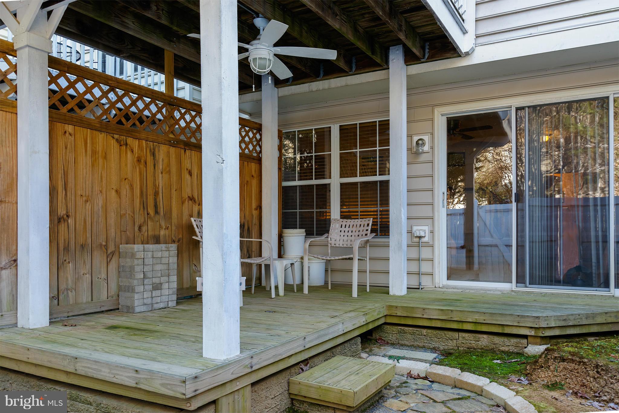 12008 Edgemere Circle Reston, VA 20190 - Photo 22 of 23 Exterior (Rear)