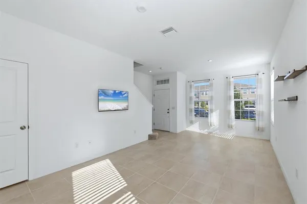 $249,000 | 6135 Fairmont Lane, Palmetto, FL 34221
