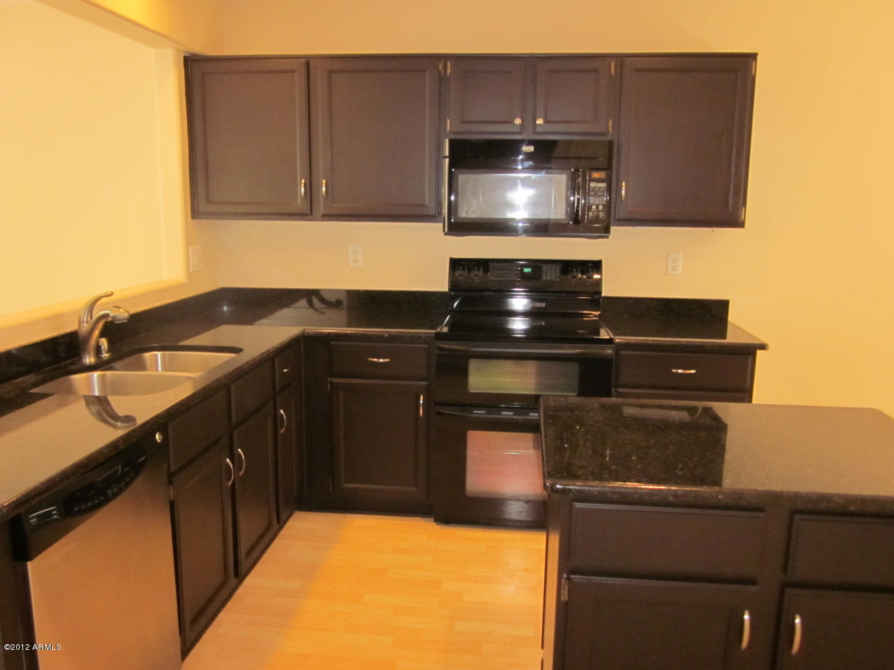 4294 East Agave Road Phoenix, AZ 85044 - Photo 4 of 20 Kitchen