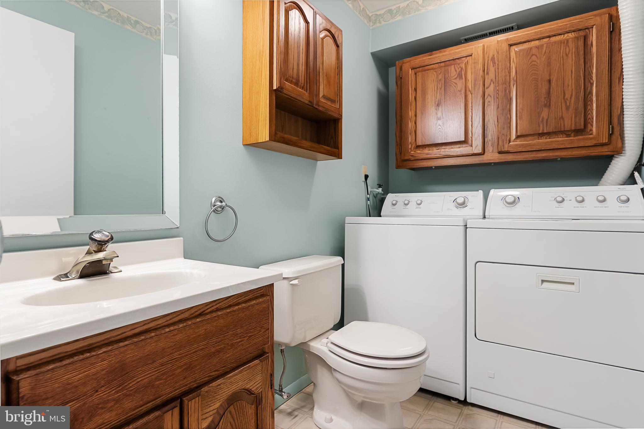 64 Beechnut Court Lumberton, NJ 08048 - Photo 13 of 29 Powder/Laundry room