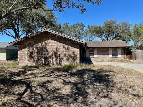 $130,000 | 1710 Mildred Street, Kingsville, TX 78363