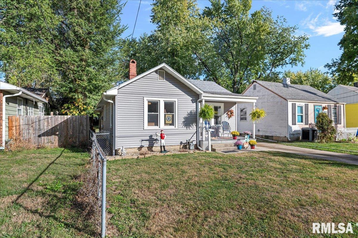 2910 South 14th Street Springfield, IL 62703 - Photo 3 of 30
