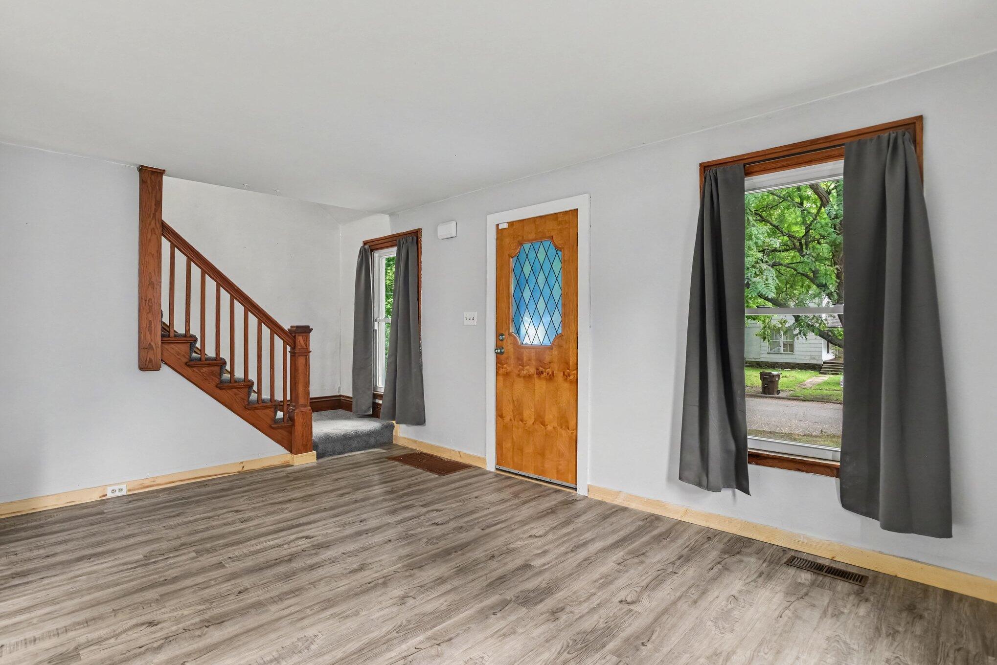 809 Hall Street Albion, MI 49224 - Photo 4 of 27 file_5717