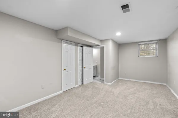 $3,300 | 1305 South Potomac Street, Baltimore, MD 21224