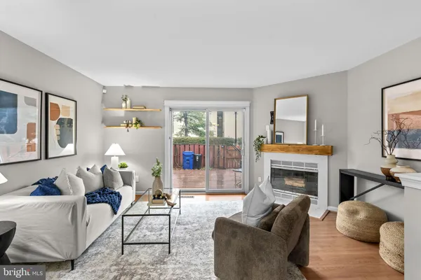 $3,300 | 1305 South Potomac Street, Baltimore, MD 21224