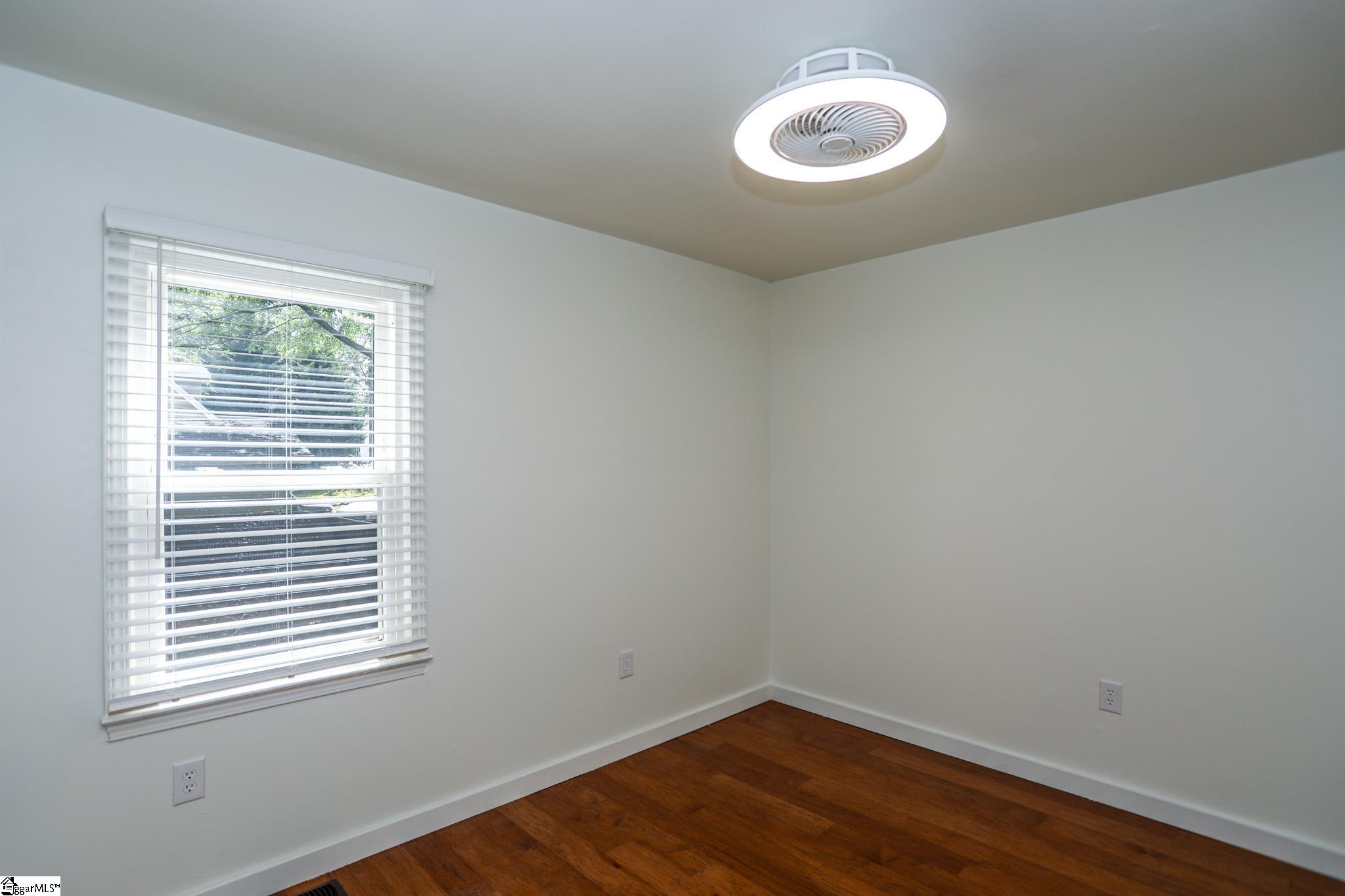 204 Front Street Easley, SC 29640 - Photo 22 of 33