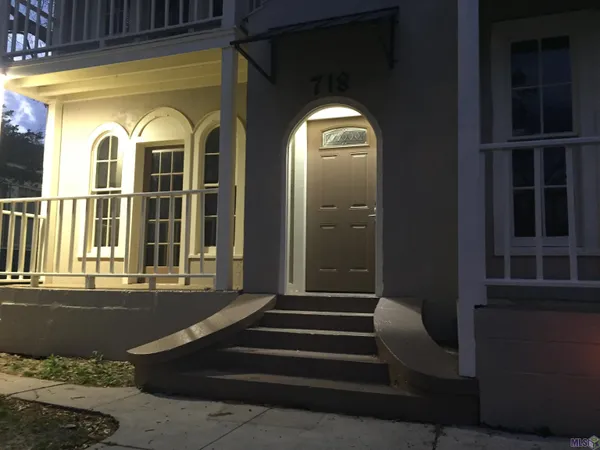 $1,500 | 718-1 Park Boulevard, Unit 1, Baton Rouge, LA 70806
