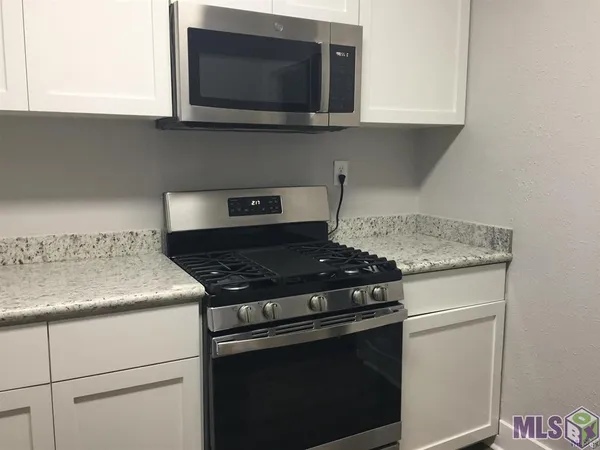 $1,500 | 718-1 Park Boulevard, Unit 1, Baton Rouge, LA 70806