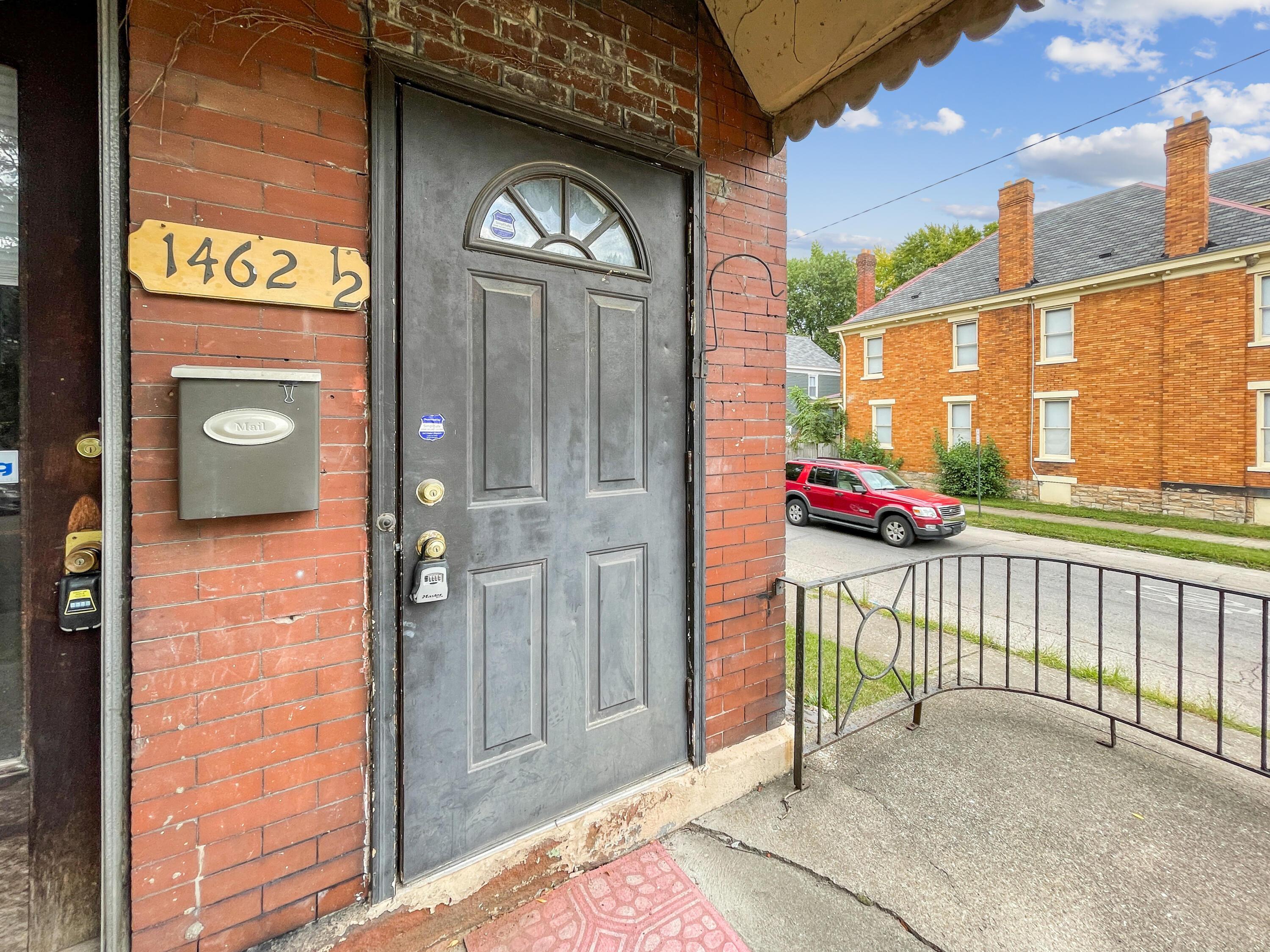 1462 Bryden Road Columbus, OH 43205 - Photo 23 of 53 58FFB2D1-650D-4423-8108-B92EA5FC6497