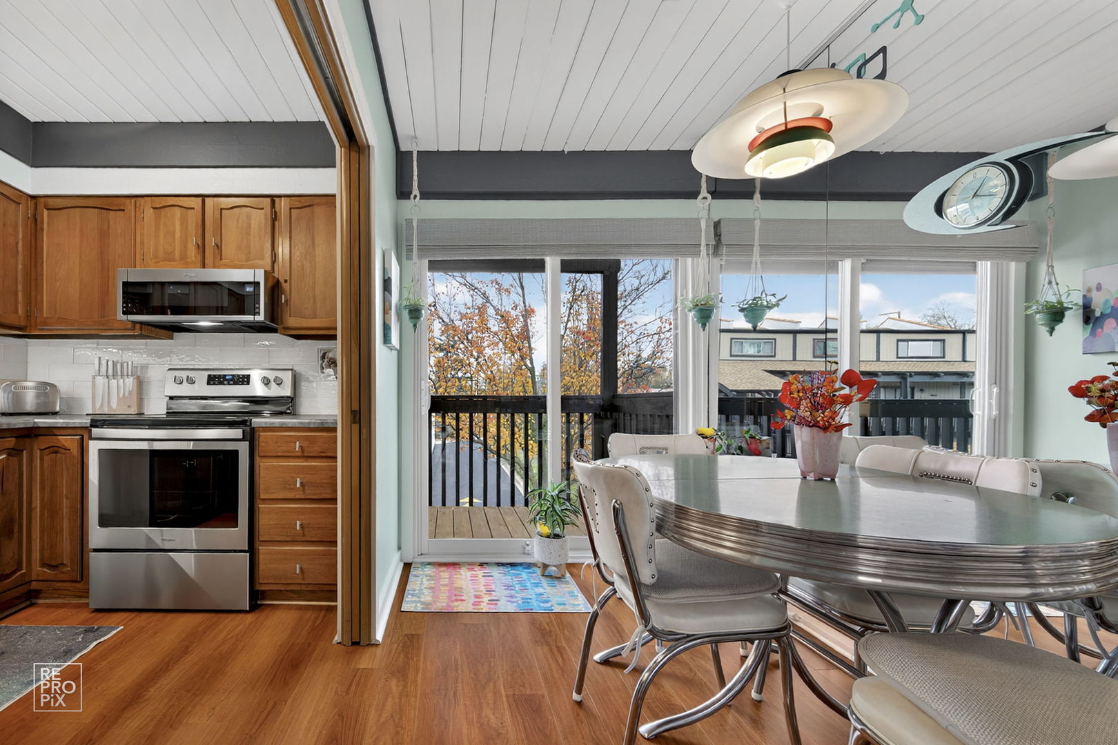 1755 Rand Road, Unit 7 Des Plaines, IL 60016 - Photo 11 of 31 Gallery Image 11