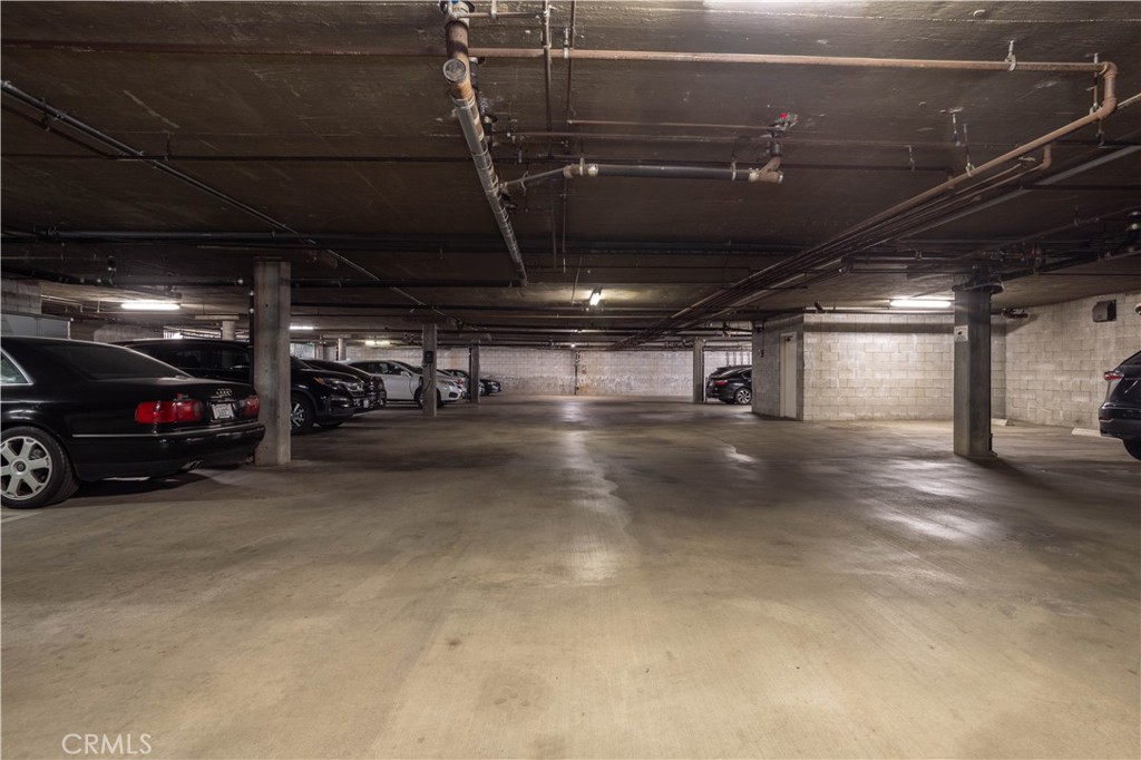 5240 Vantage Avenue, Unit 112 Valley Village, CA 91607 - Photo 25 of 25