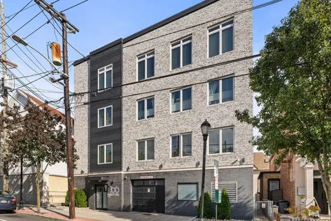 $725,000 | 306 New York Avenue, Unit 201, Union City, NJ 07087