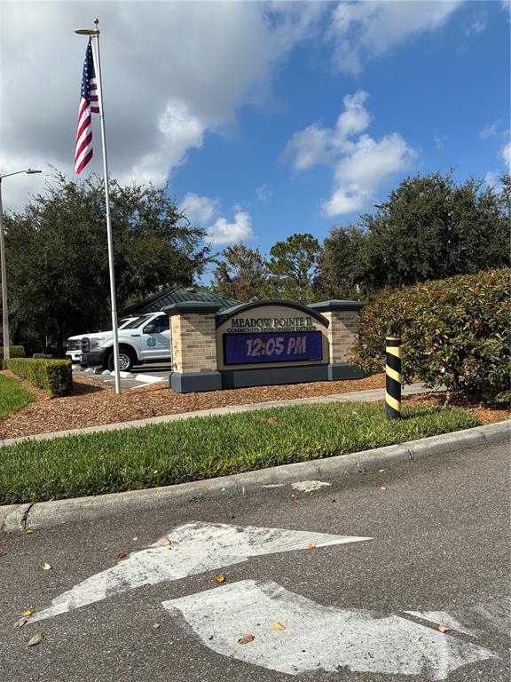 1110 Sleepy Oak Drive Wesley Chapel, FL 33543 - Photo 35 of 35 a sign on the side of a road