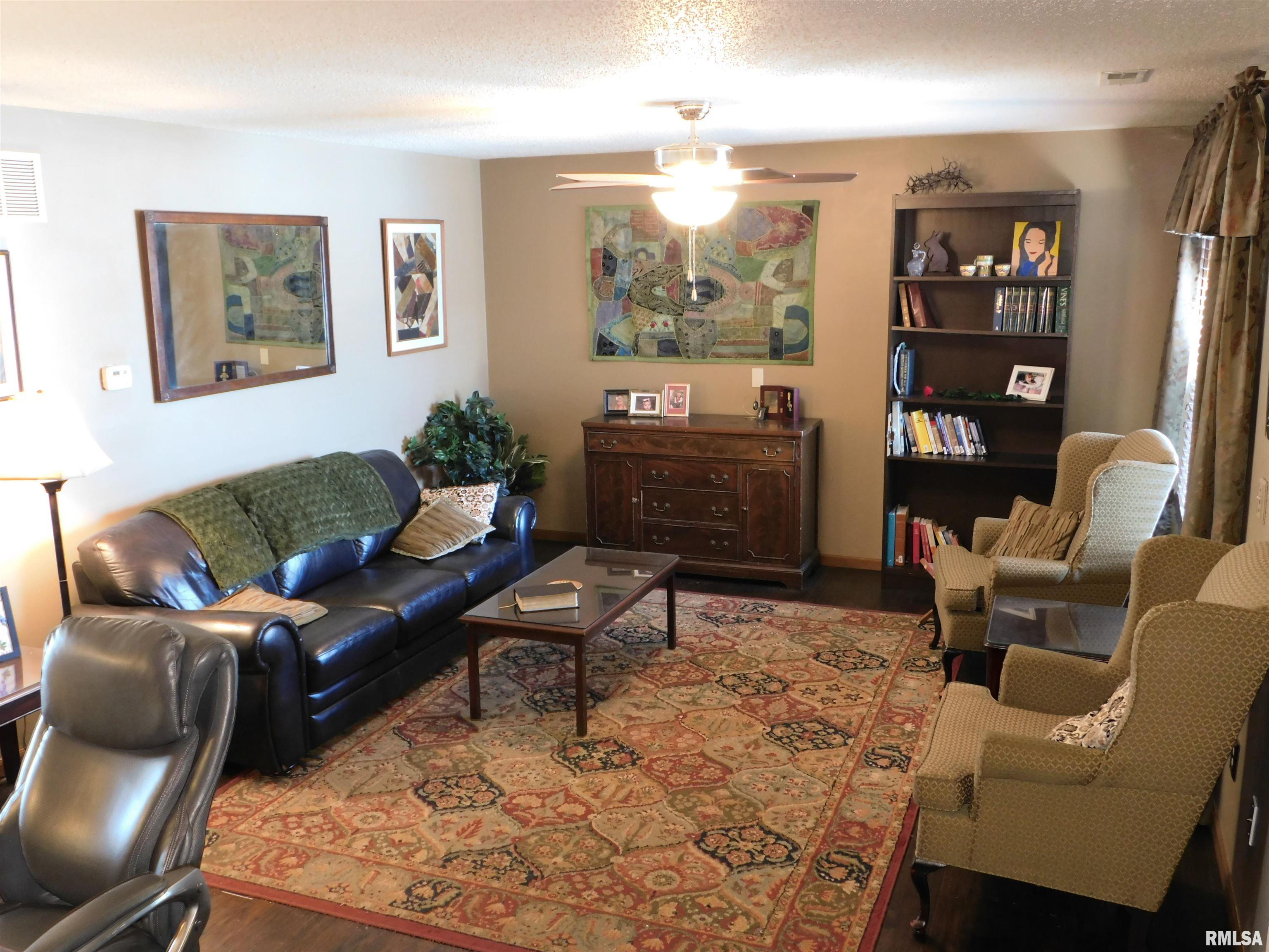 53 Brookside Place, Unit 53 Springfield, IL 62704 - Photo 3 of 17 Gallery Image 3