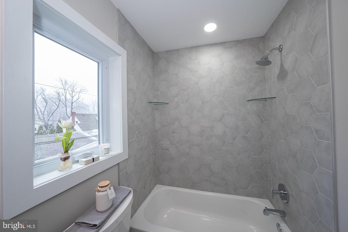 3 Rodney Road Bryn Mawr, PA 19010 - Photo 28 of 42 Beautiful Ceramic Tile