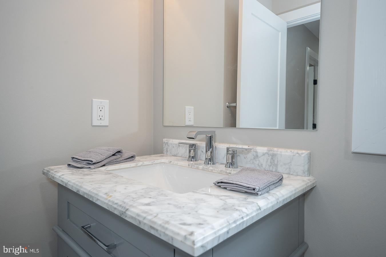 3 Rodney Road Bryn Mawr, PA 19010 - Photo 29 of 42 Vanity with Marble Top