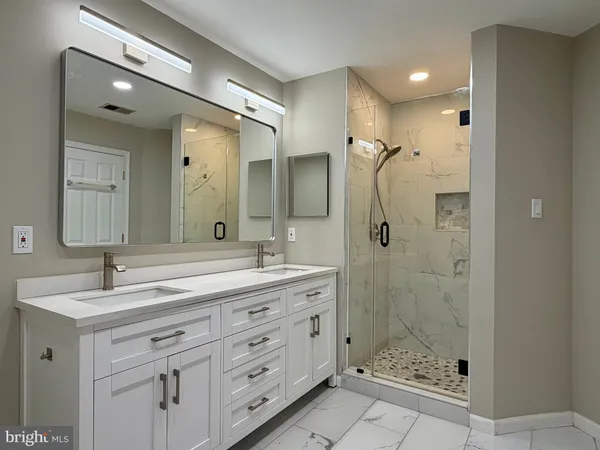 $3,700 | 6036 Helmsman Way, Unit A355, Clarksville, MD 21029