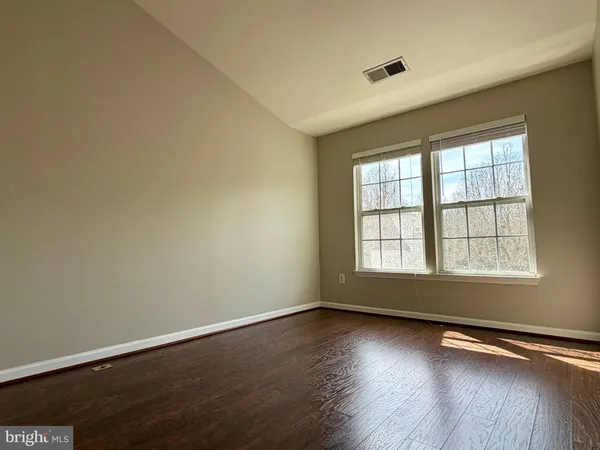 $3,700 | 6036 Helmsman Way, Unit A355, Clarksville, MD 21029