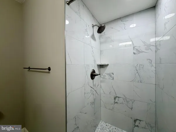 $3,700 | 6036 Helmsman Way, Unit A355, Clarksville, MD 21029