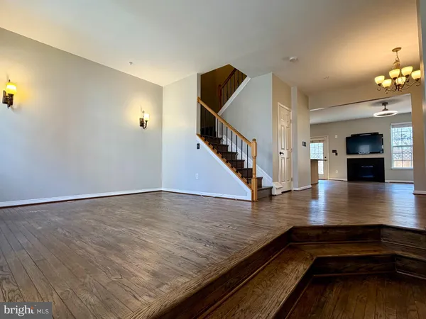 $3,700 | 6036 Helmsman Way, Unit A355, Clarksville, MD 21029