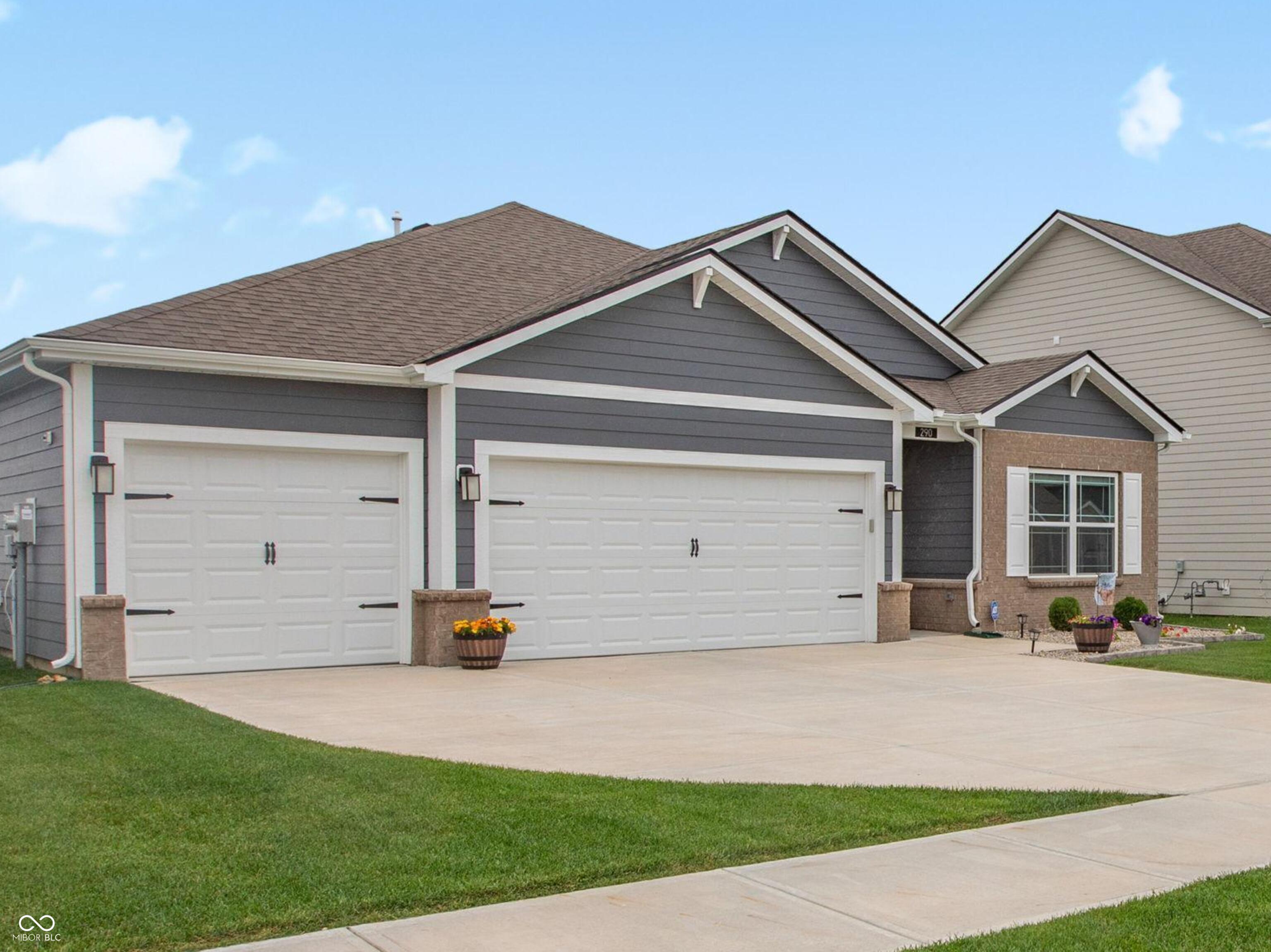290 Waterford Lane Pendleton, IN 46064 - Photo 2 of 29