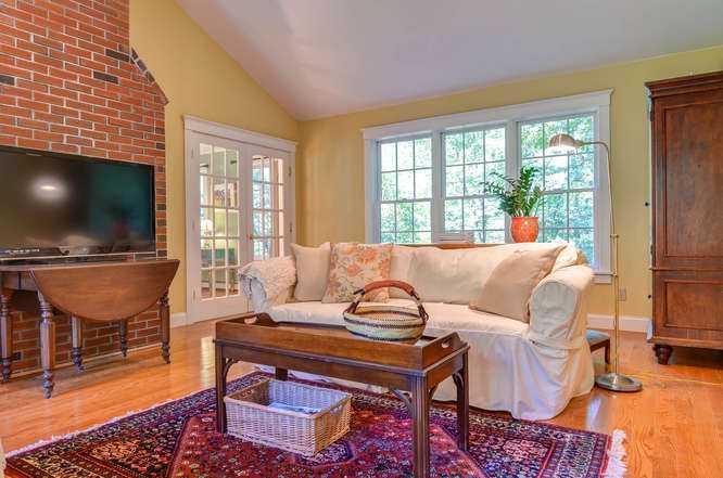 75 Sweetser Road North Yarmouth, ME 04097 - Photo 18 of 33 Den/Family/Great Room.