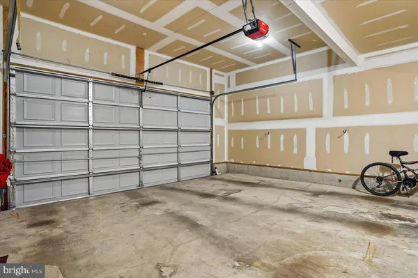 a view of a garage