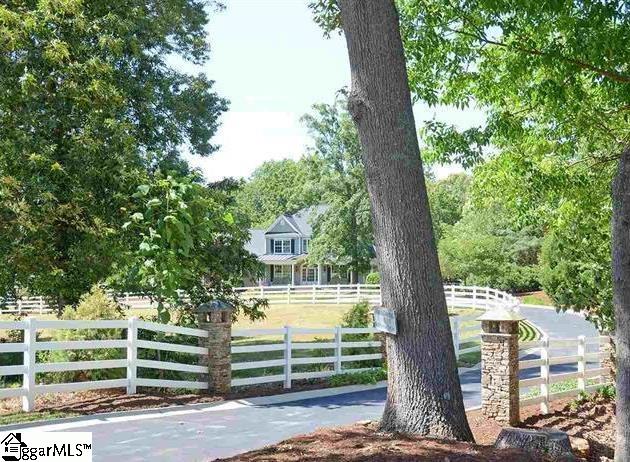 4075 6 And 20 Road Williamston, SC 29697 - Photo 3 of 36