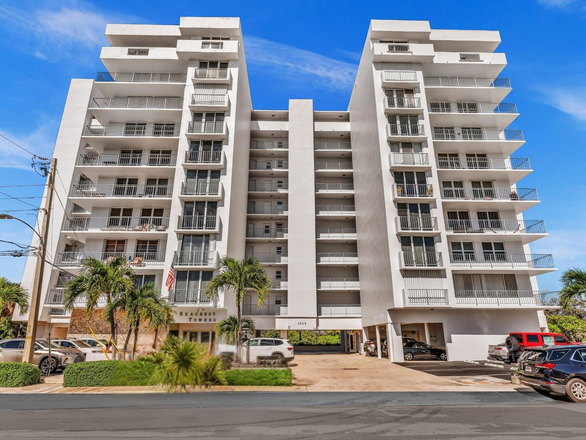 1609 North Riverside Drive, Unit 204 Pompano Beach, FL 33062 - Photo 4 of 76 Photo 4