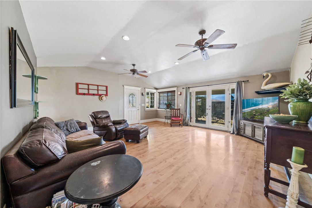 31615 Leon Road Winchester, CA 92596 - Photo 17 of 61 a living room with furniture