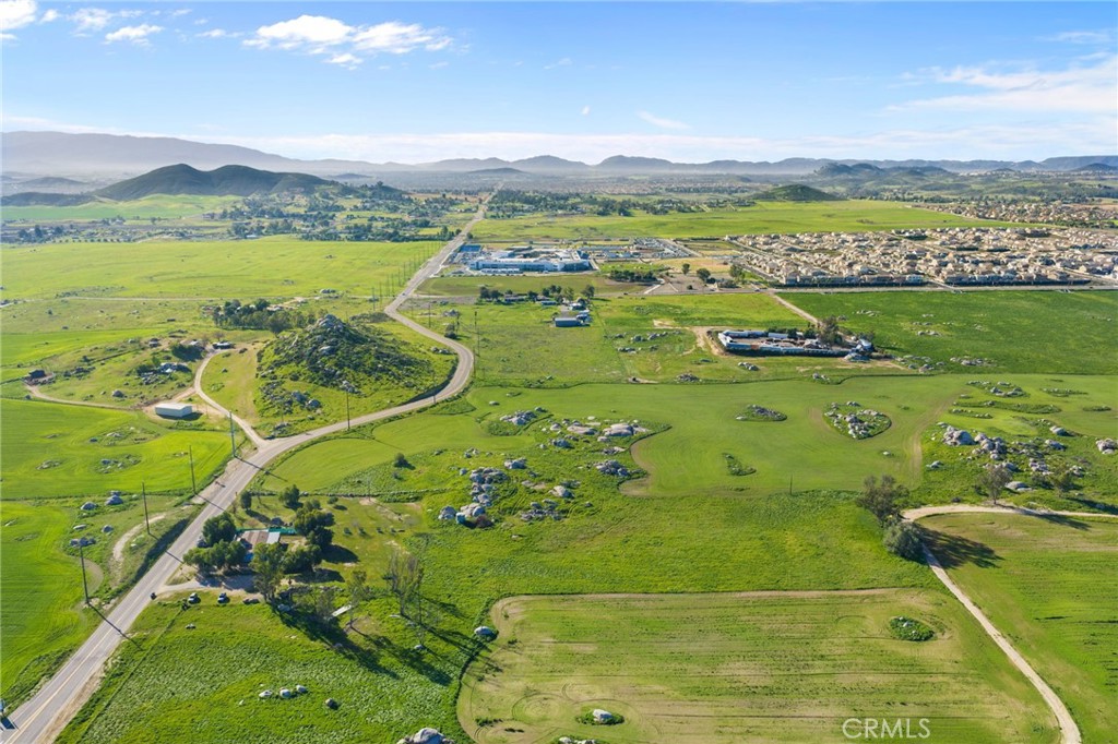 31615 Leon Road Winchester, CA 92596 - Photo 56 of 61 a view of a city