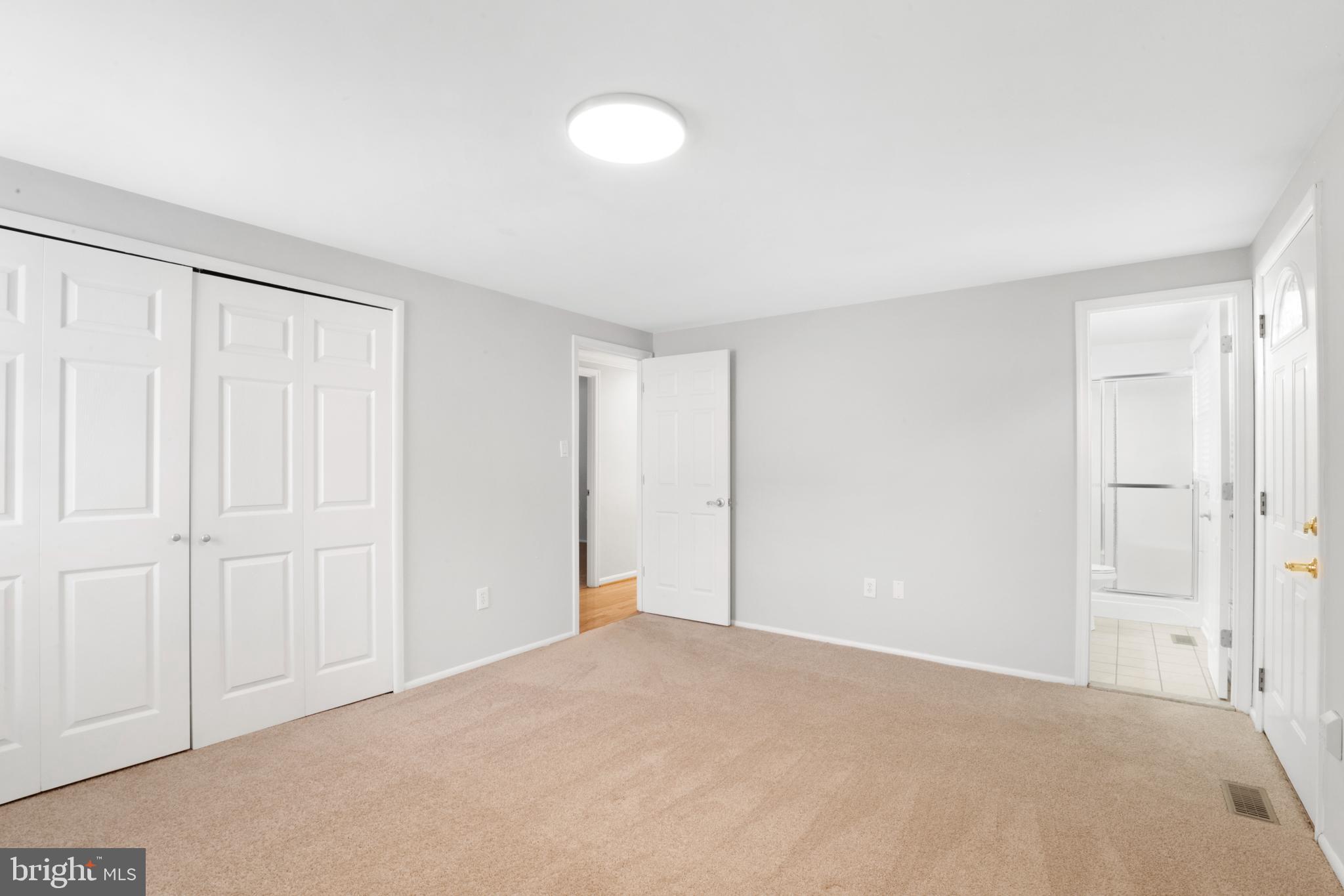 13310 Poplar Tree Road Fairfax, VA 22033 - Photo 16 of 41 Main Bedroom w/ attached full bath
