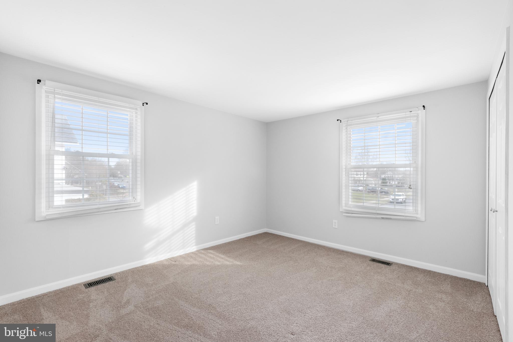 13310 Poplar Tree Road Fairfax, VA 22033 - Photo 19 of 41 Bedroom #2- Upper level